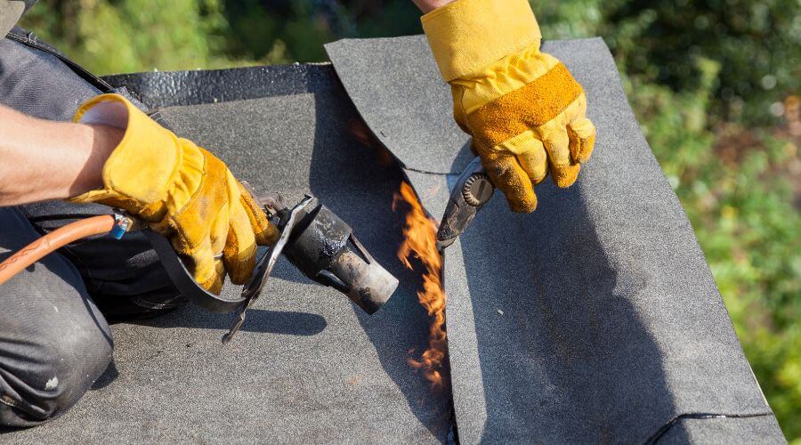 Expert top industrial roofings services in Viola, IL